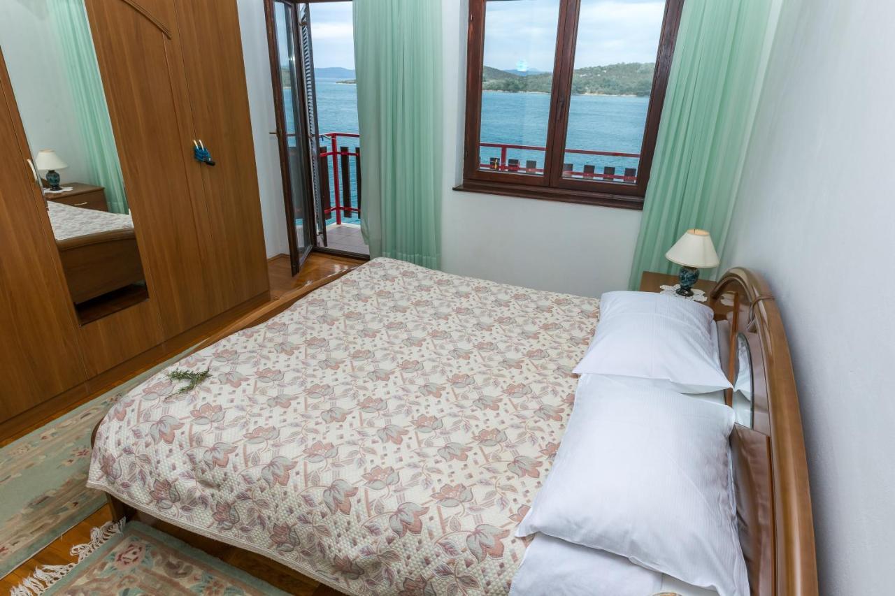 Pansion Alen - Dugi Otok Bed & Breakfast Luka  Екстериор снимка