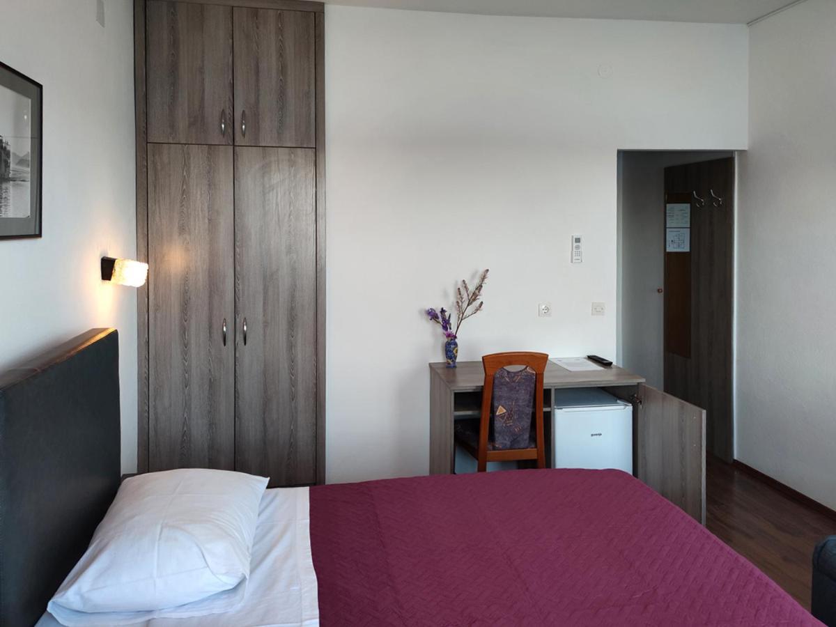 Pansion Alen - Dugi Otok Bed & Breakfast Luka  Екстериор снимка